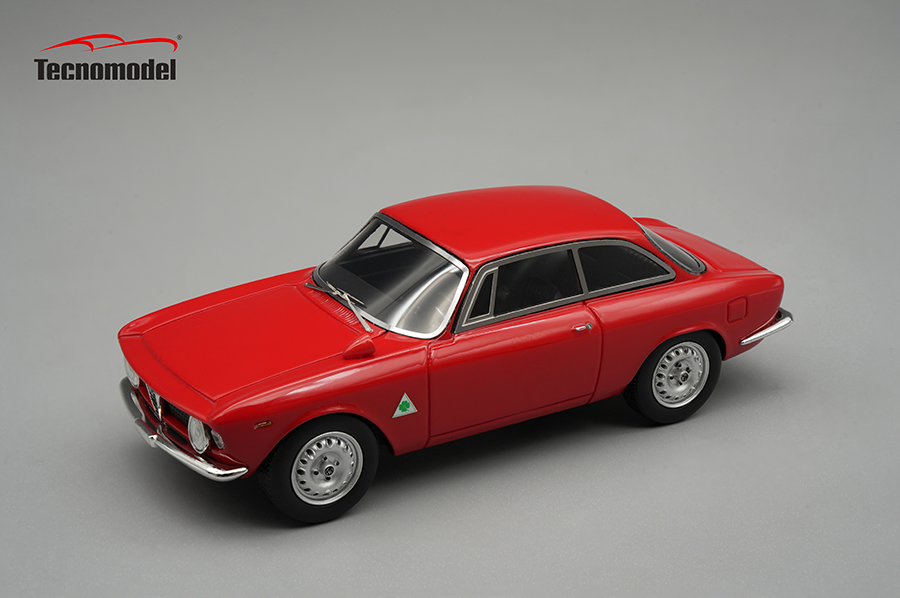 1965 Alfa Romeo Giulia 1600 Red